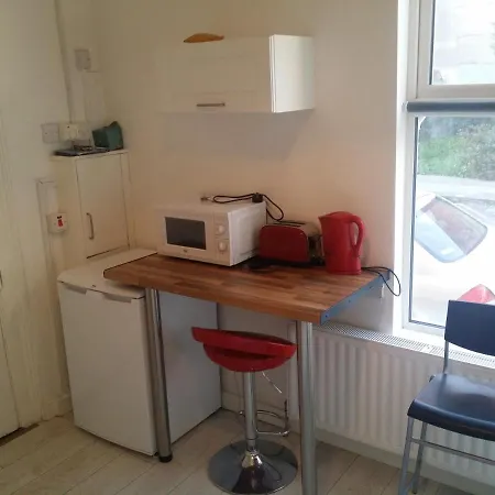 Self Catering Studio's Near City Center *